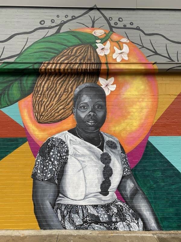 Exciting things happening in Nashville: new mural on The Turnip Truck building