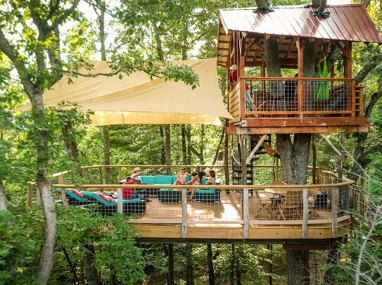 JuneBug Resort Treehouse