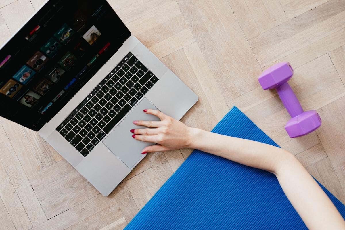 With the rise in virtual fitness classes, home workout equipment, and fitness trackers, it's no wonder at-home workouts are another health trend expected to crossover into the new year. At-home workout, a 2021 health trend