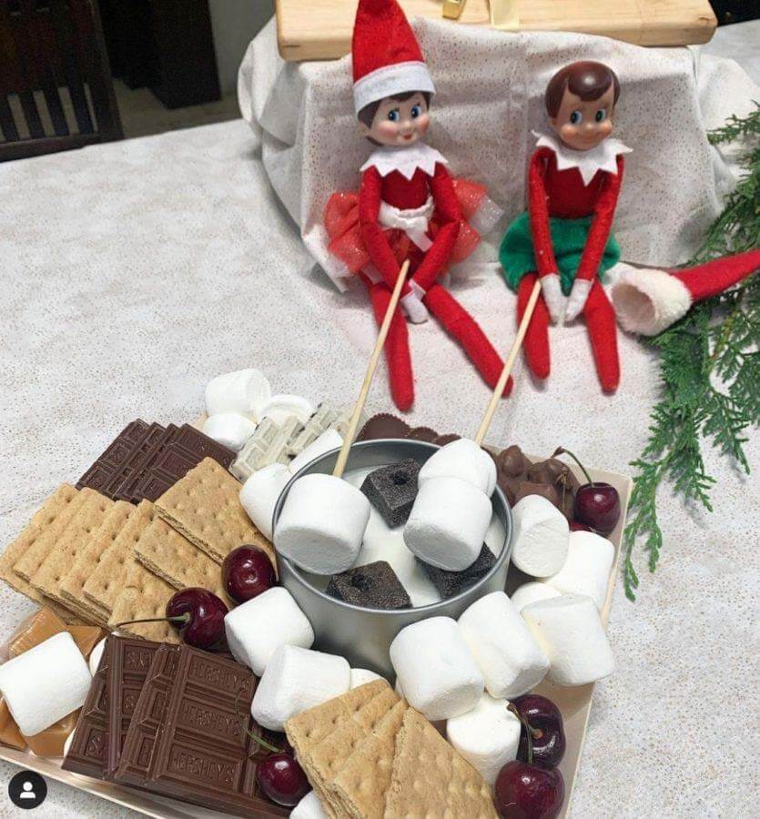 Host & Toast s'mores board
