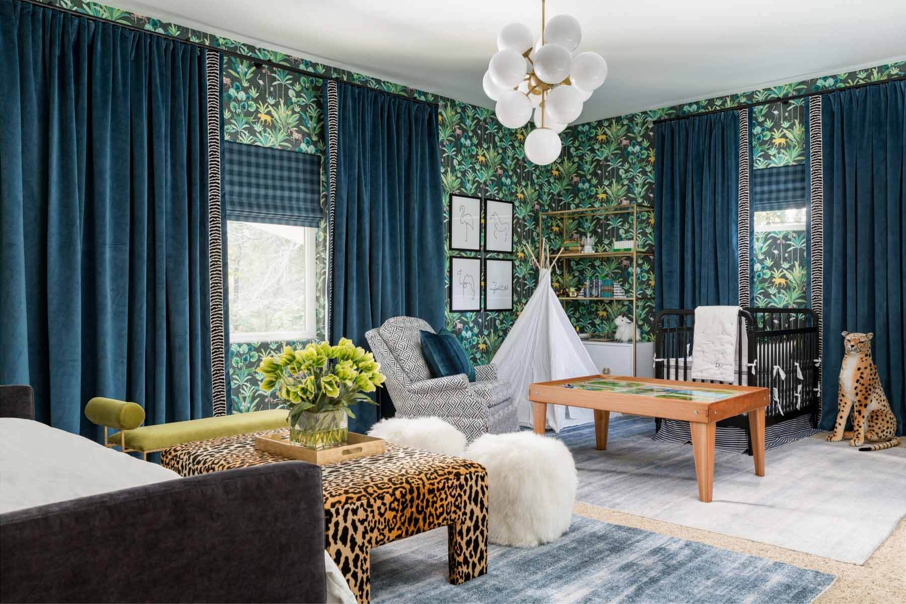 The daybed doubles as a place for guests (or a nanny) to sleep and a daytime living space for the entire family. Image: Colleen Scott Photography Bedroom that serves as toddler's room and living space
