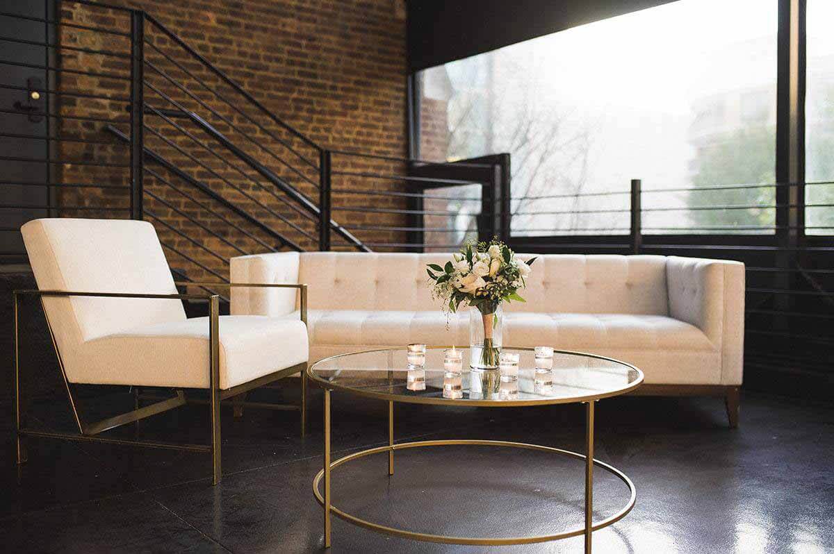 2021 Wedding Trends: mixed seating