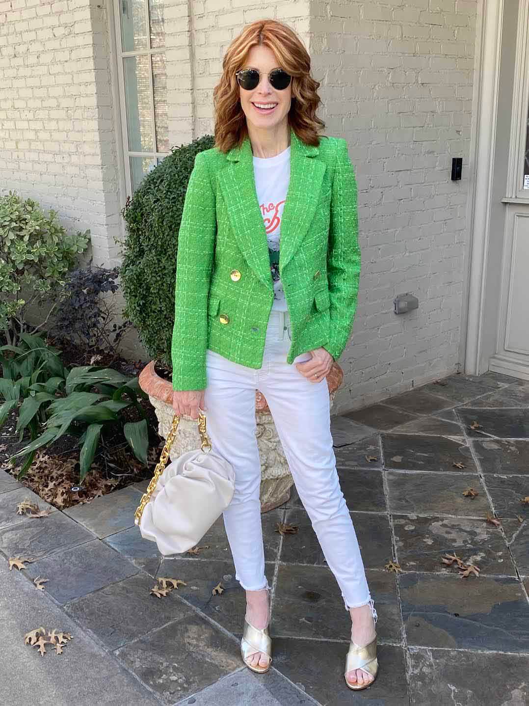 Cathy Williamson of the-middlepage.com wearing favorite spring trend — bold colors