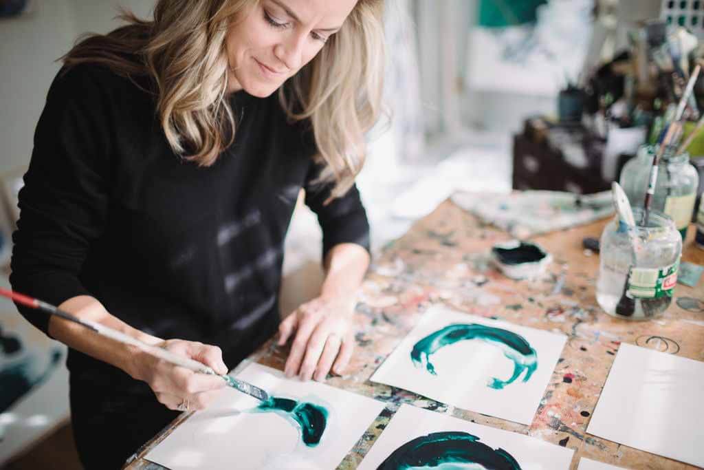 Meet Beth Winterburn, our newest FACE of Memphis! Beth Winterburn painting