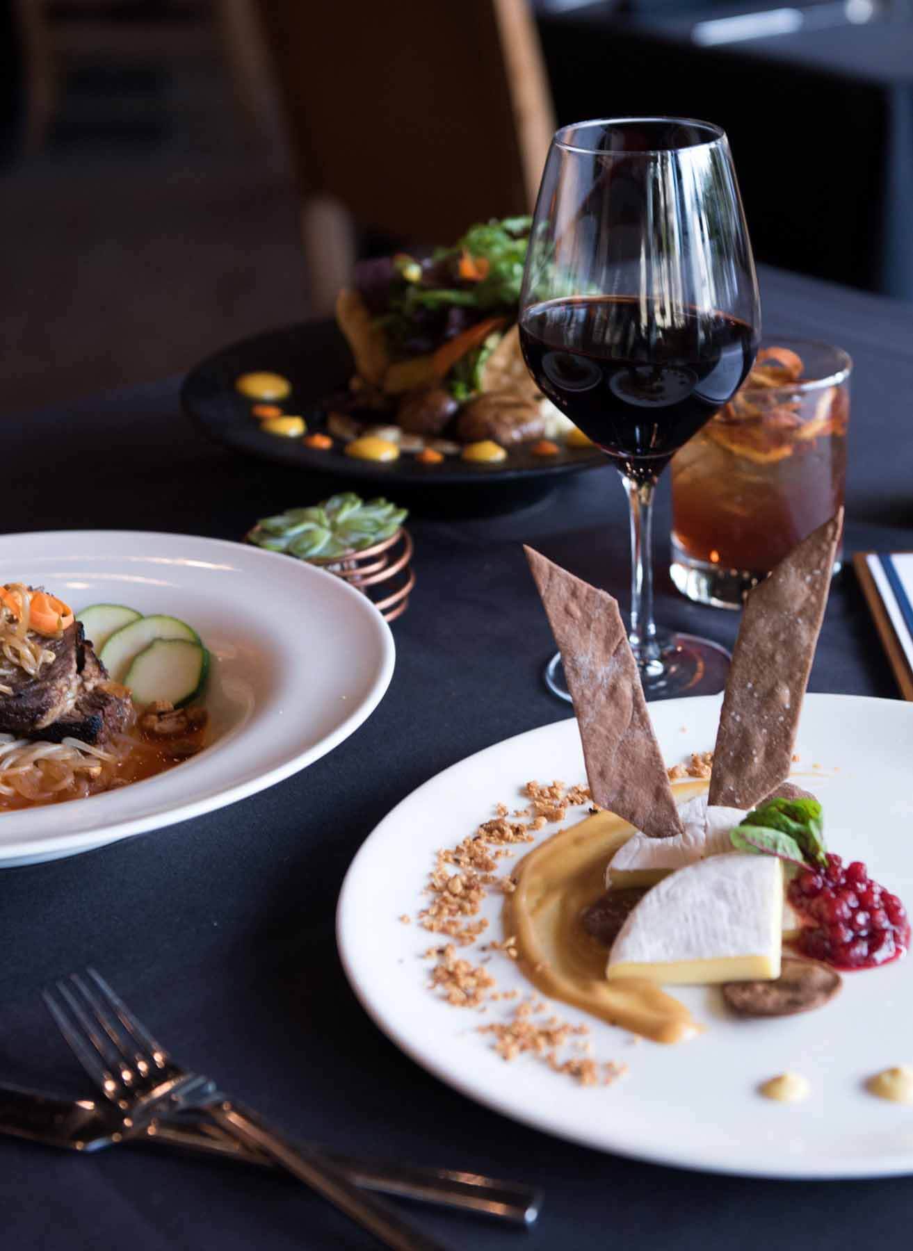 Plate settings at etc., a West Nashville restaurant