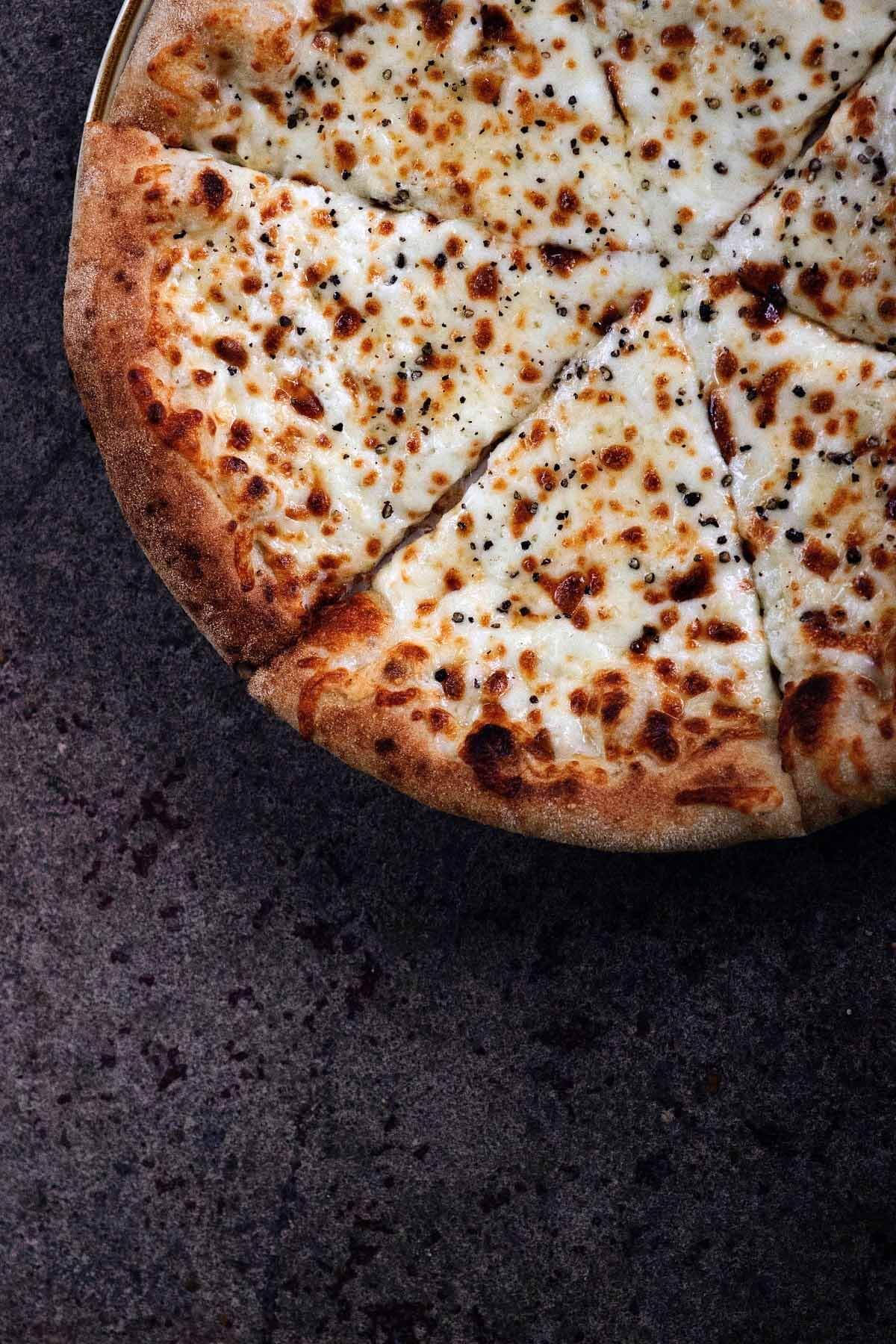 Tamboli’s Cacio e Pepe pizza