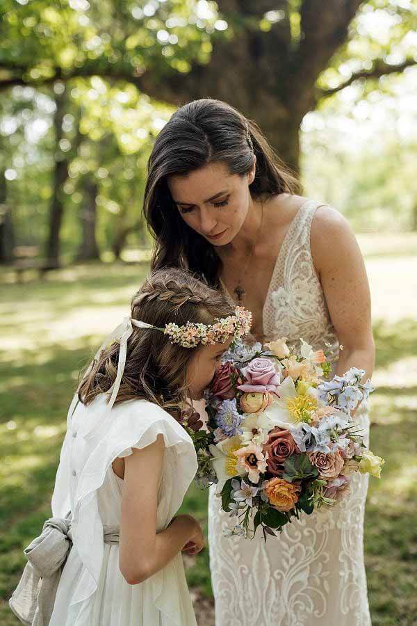 Home Place Pastures Bride and bouquet