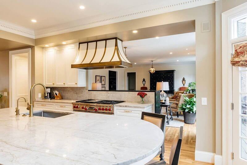 4 Ways to Renovate Your Tired ‘90s Home