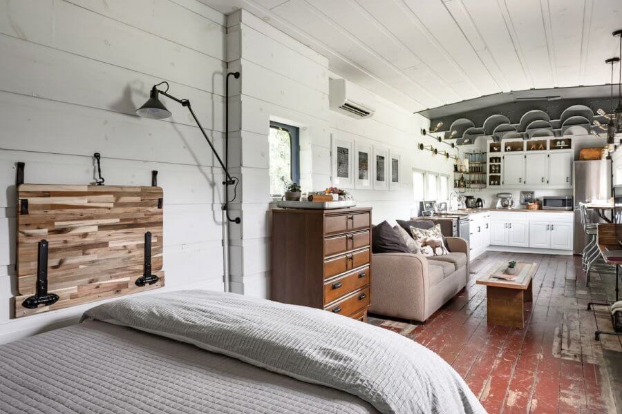 WWII train airbnb Maryville Tennessee