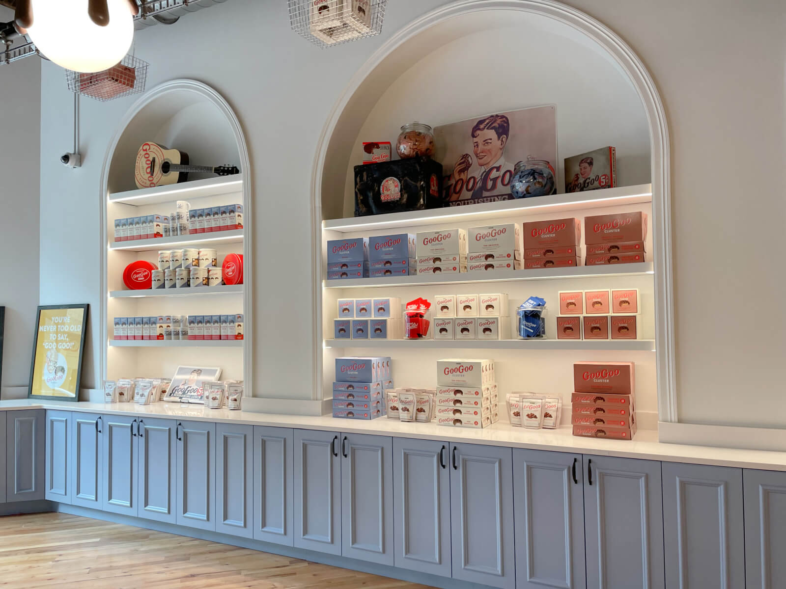 Goo Goo Chocolate Co.'s new retail location offers merchandise, apparel, a full-service Chocolate Bar menu (featuring boozy milkshakes!), and even interactive classes. Image: Jenna Bratcher Interior of Goo Goo Chocolate Co.'s new retail store