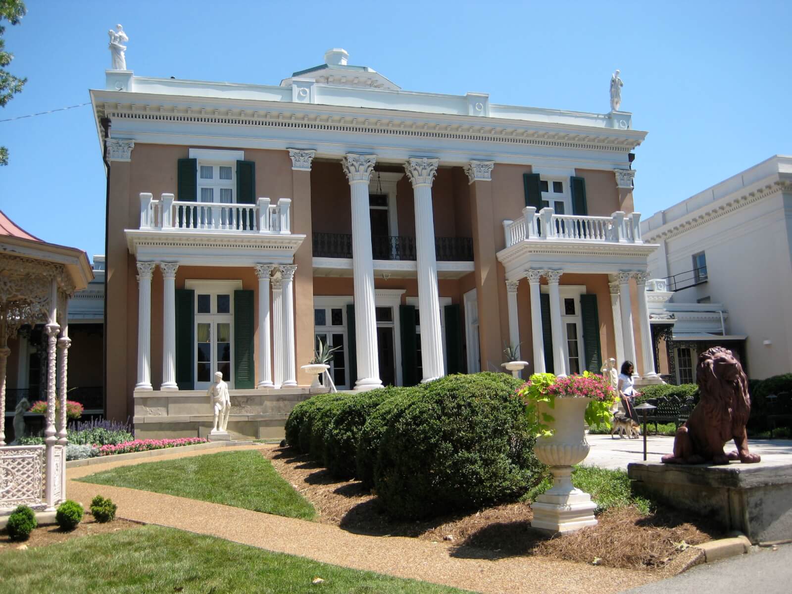Belmont Mansion