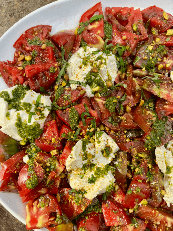 12 Easy Salad Recipes for Summer - 10 Heirloom tomato and burrata salad