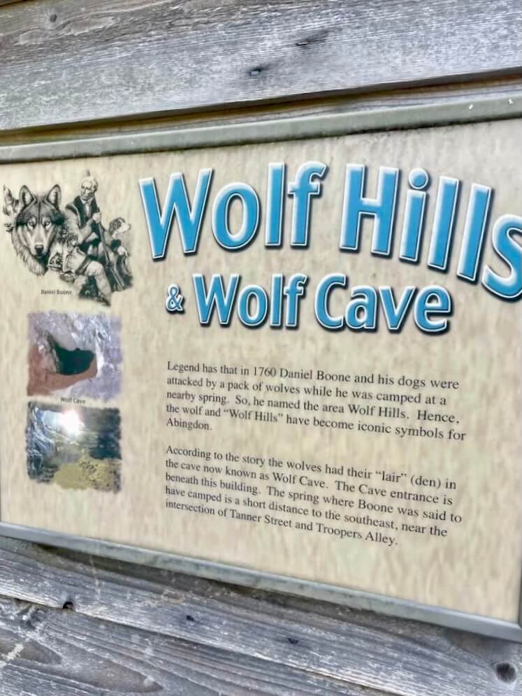 Marker about Daniel Boone legend at Wolf Cave 