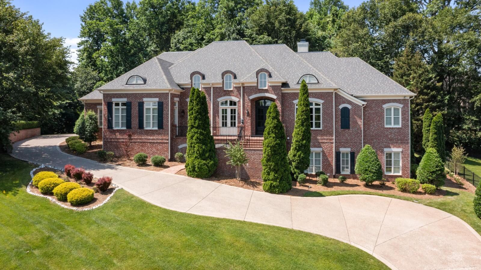 Exterior of 9 Crooked Stick Lane in Brentwood, TN.