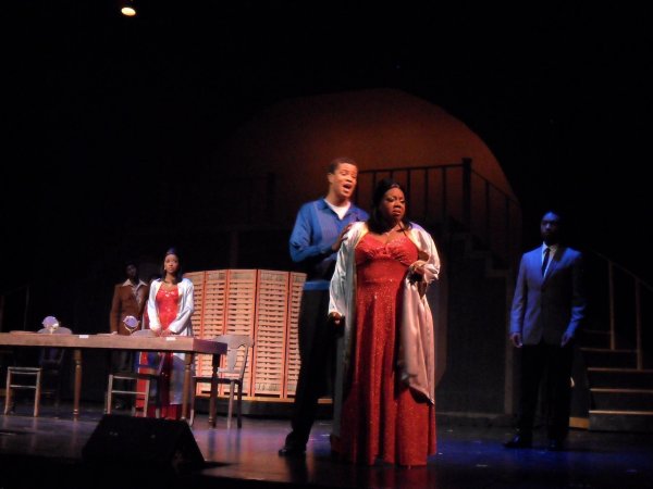 Lar'Juanette Williams performing in DreamGirls