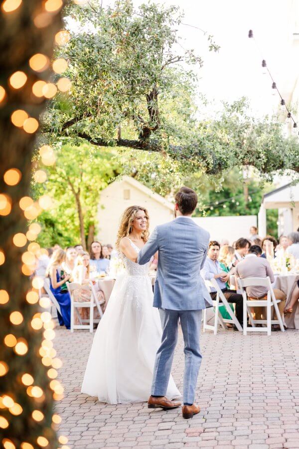 First dance bride and groom