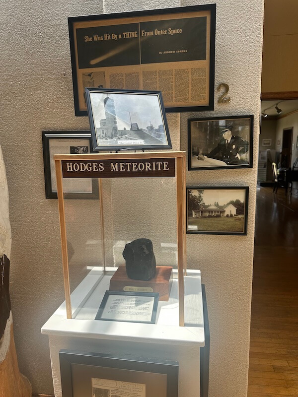 Hodges meteorite glass case at museum