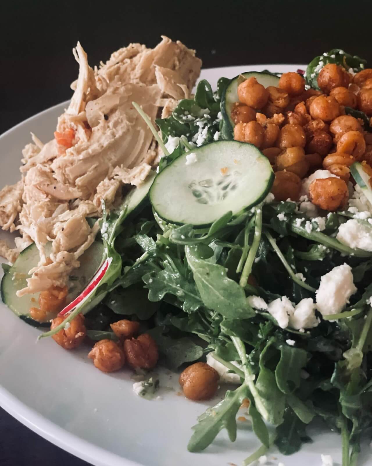 Mezze plate with chicken at Sabell's