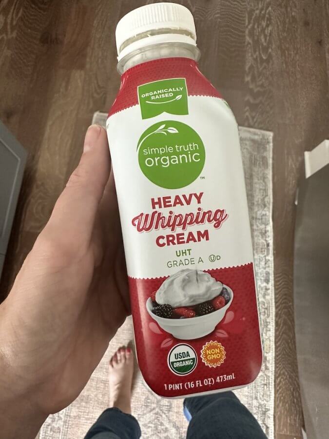 Simple Truth Organic heavy whipping cream.