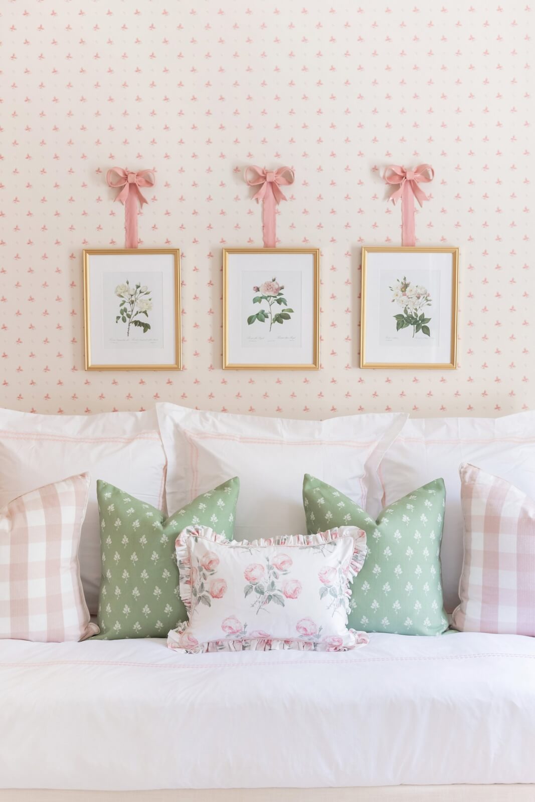 bedroom with pastel decor