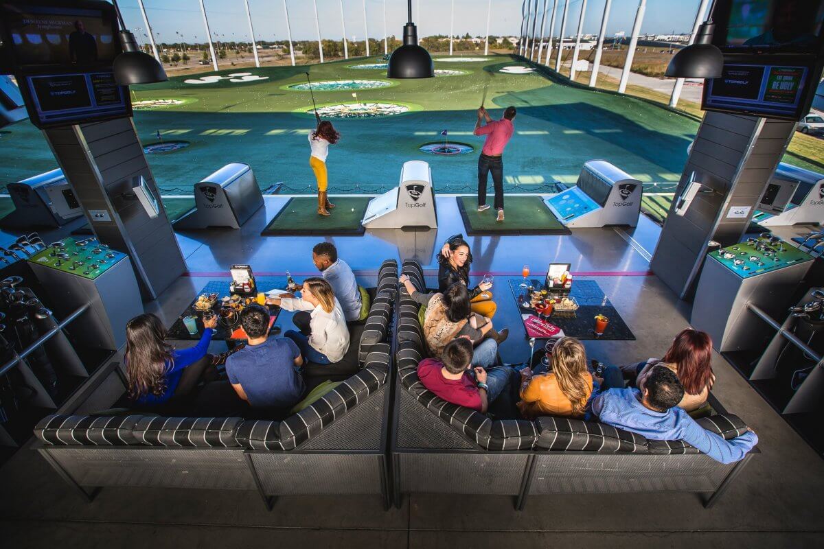 Golf Games in BHAM: Putting Greens, Indoor Simulators & More