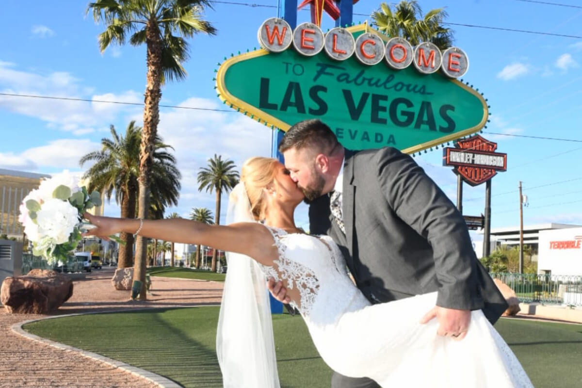 They Had the Last Pre-COVID Wedding in Vegas!