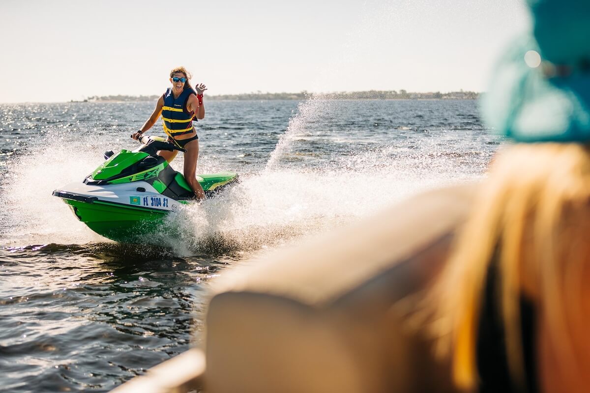 6 Stunning Southern Waterfront Destinations for Your Next Girls’ Trip