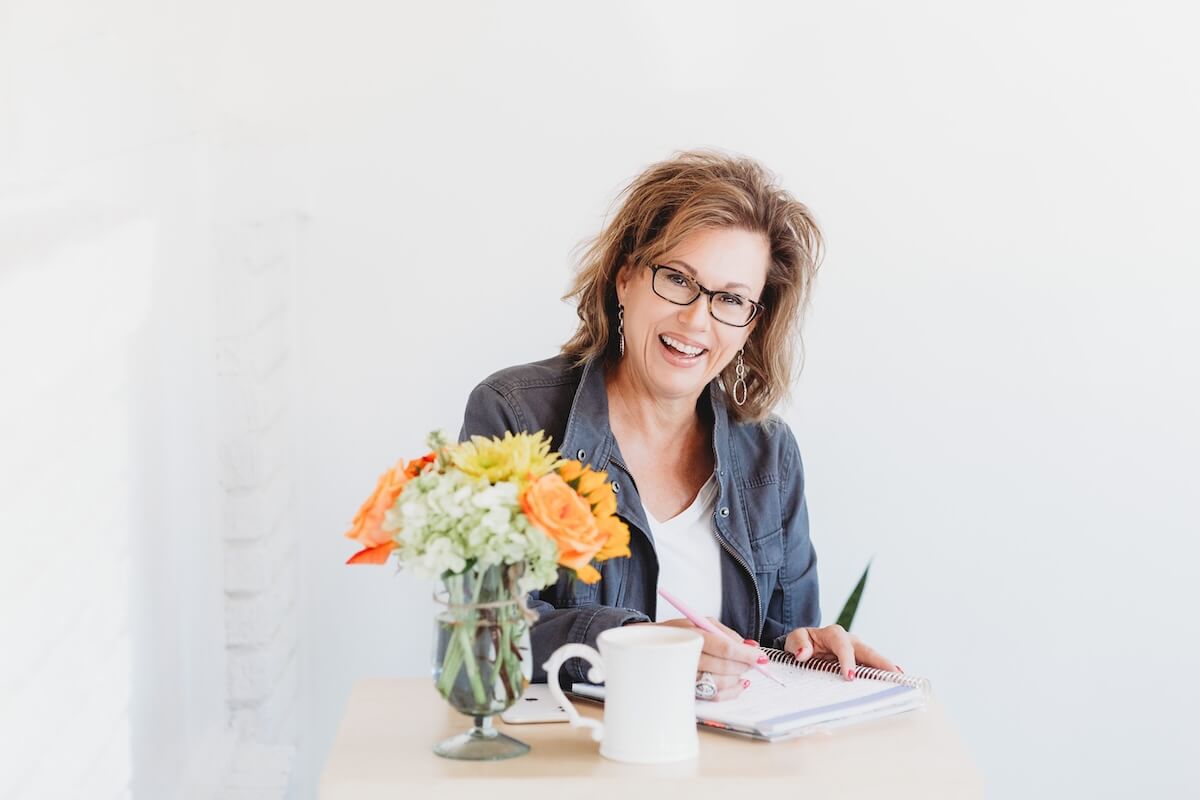 Meet Kim Jeffers of Lovegrass Designs Dinnerware