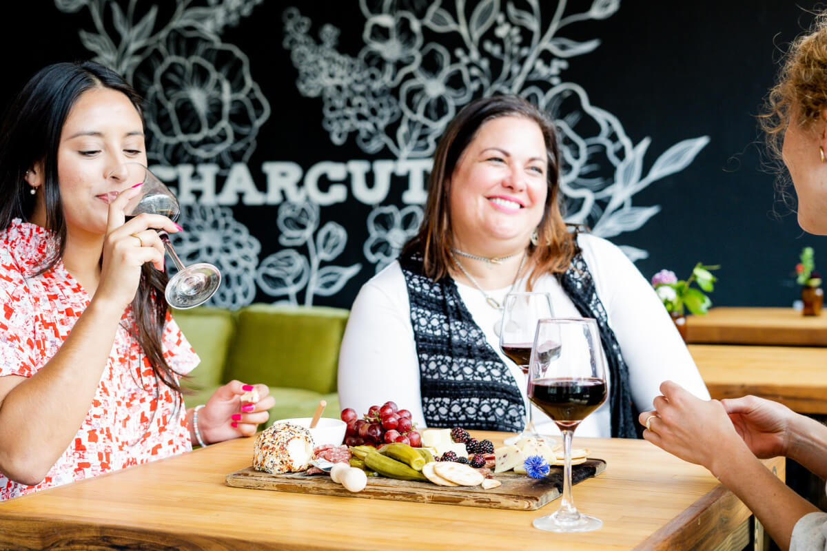 How to Plan the Ultimate Girls’ Trip to Tupelo, MS