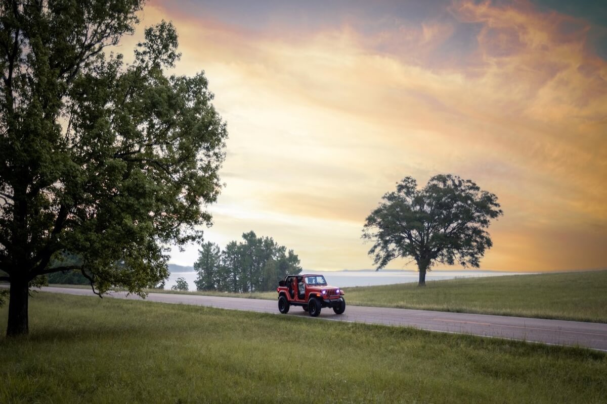 15+ Top Trails in the South for History, Hikes & Hometown Flavor