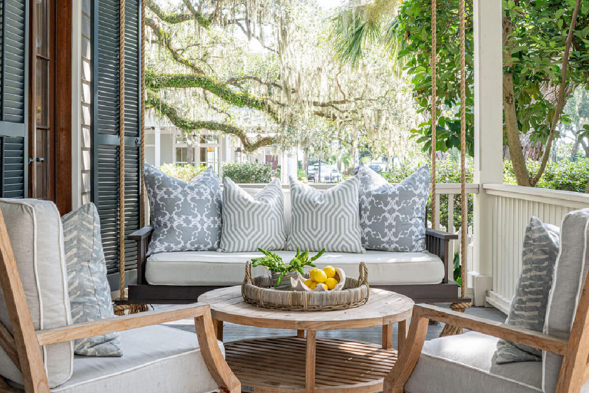 This Savannah Interior Designer is All About “Lowcountry Luxury”