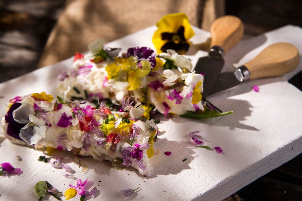 11 Clever Hacks for Spring + Summer Parties
