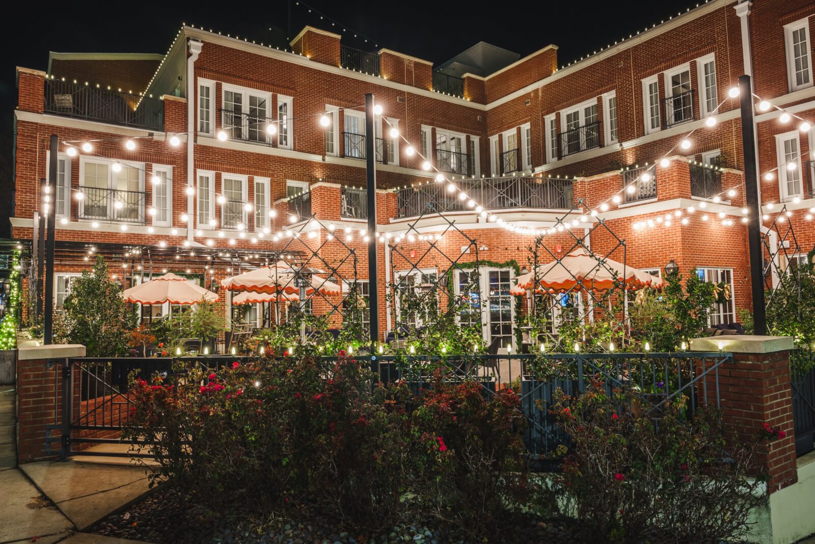 SB All Amazing SEC Towns Oliver Hotel Visit Oxford scaled