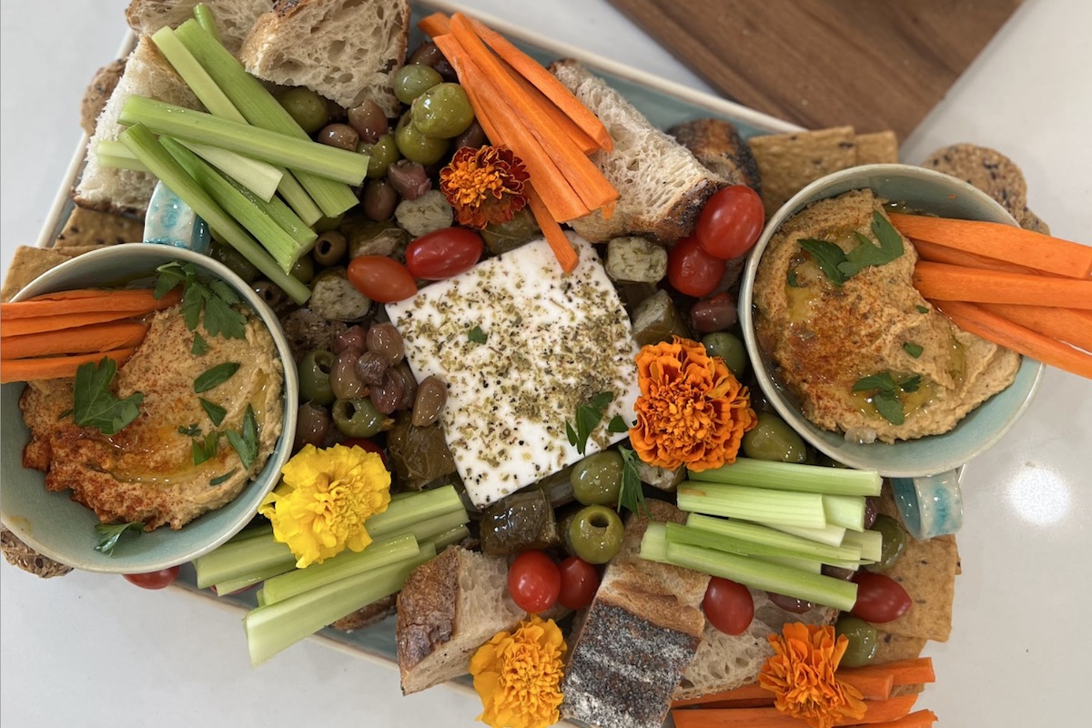 How to Build a Beautiful Mezze Board in 5 Minutes