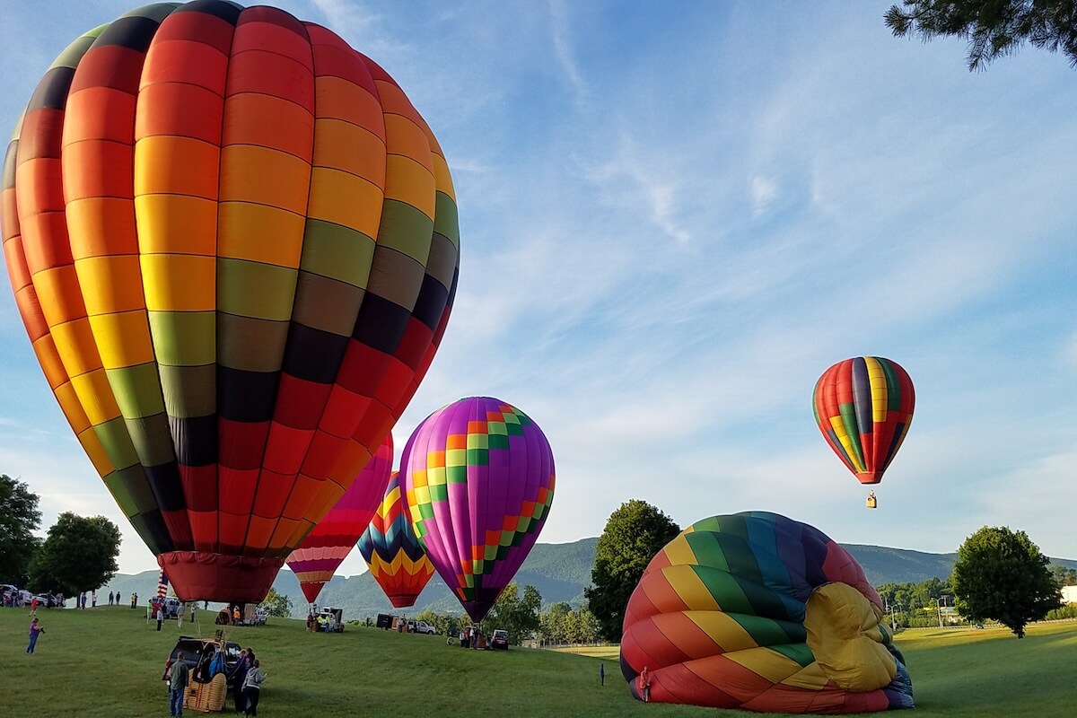 Virginia: Eat, Shop & Explore!