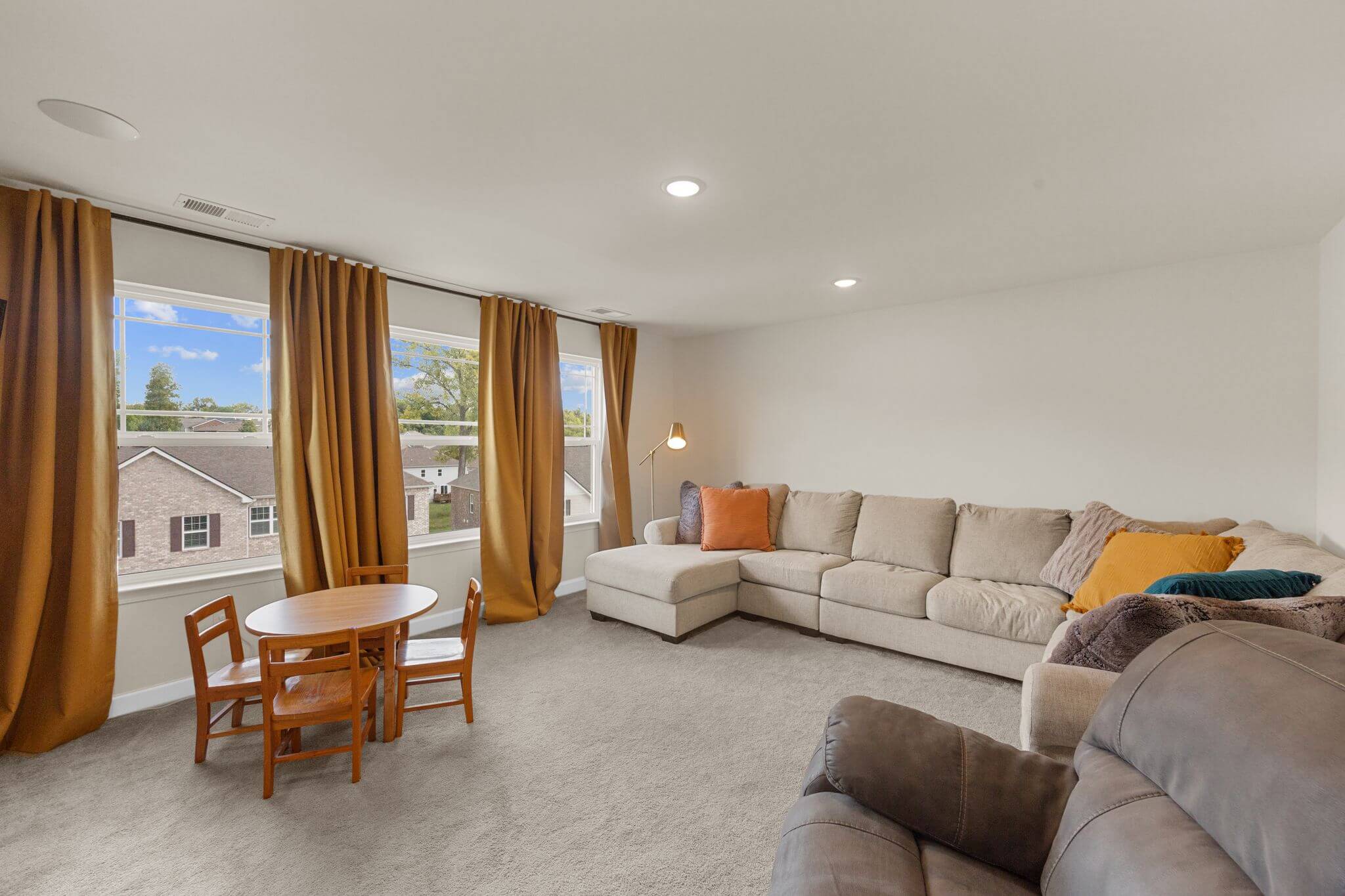 1121 Parklawn Dr, Nashville TN - 5 43 JohnsonCreative3666