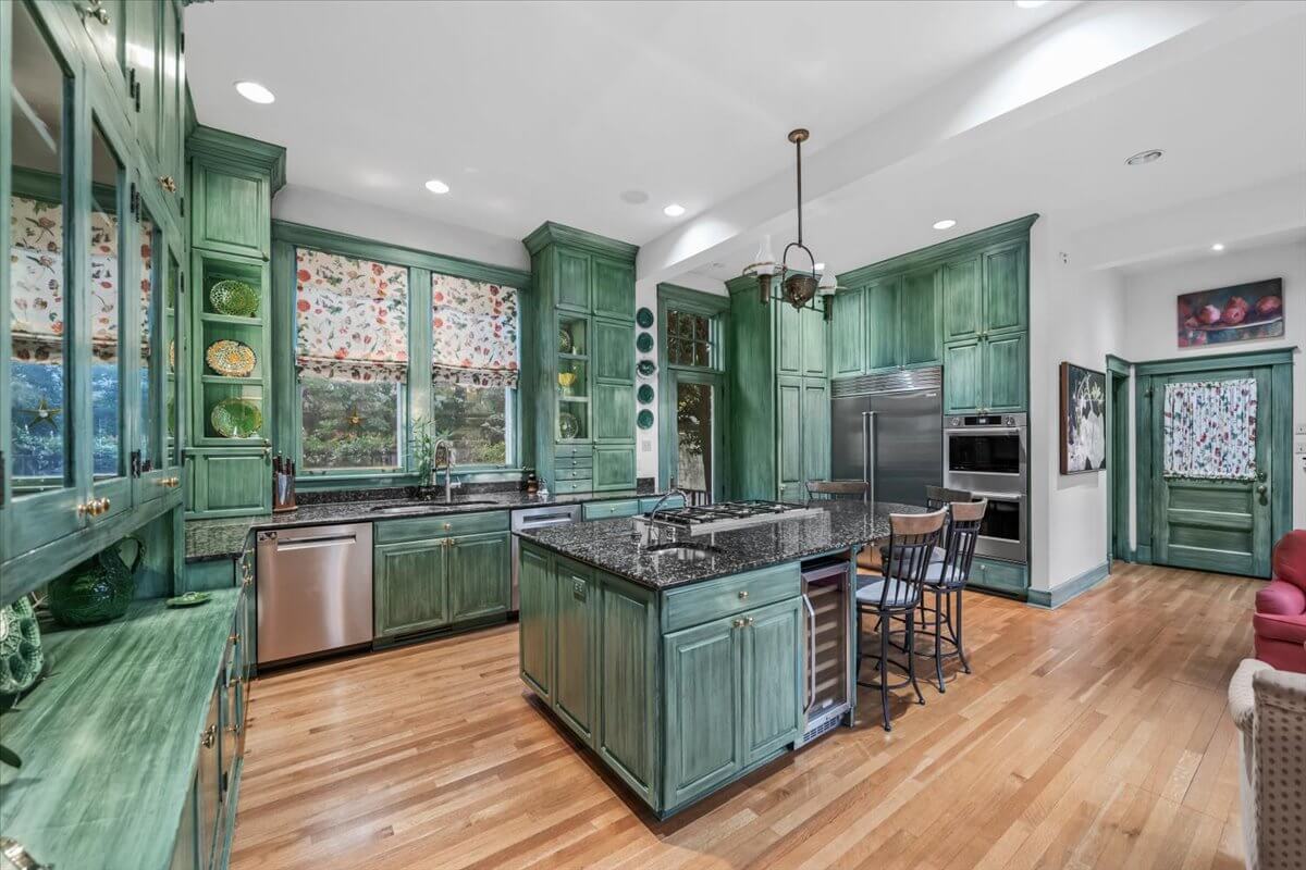 1857 Overton Park Avenue, Memphis Tennessee - 3 1 26 1859 Overton Park Ave
